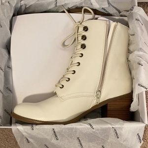 Sonoma Good For Life: Date: Ivory: Heeled Boots